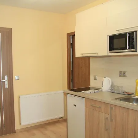 Hujer 2 Apartment